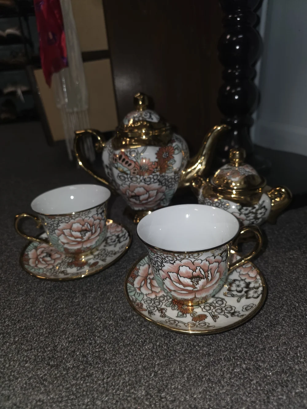 Elegant Pink Floral Porcelain Tea Set with Gold Accents